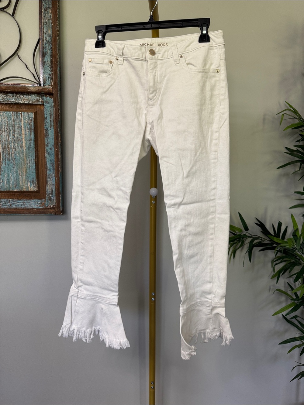 Michael Kors White Frayed Hem Cropped Jeans EUC 4
